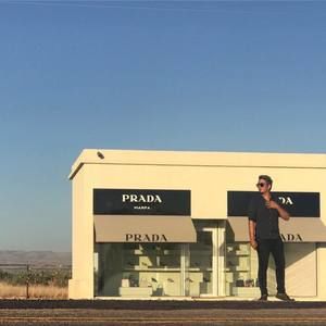 Meet your Posher, Diego